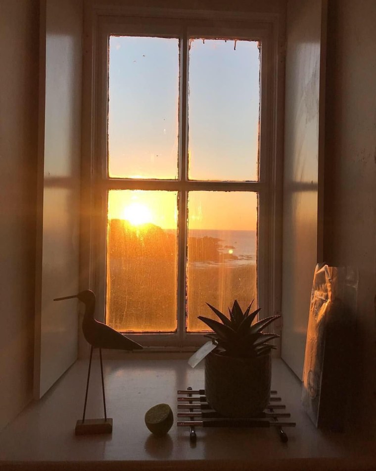 Комната с окном