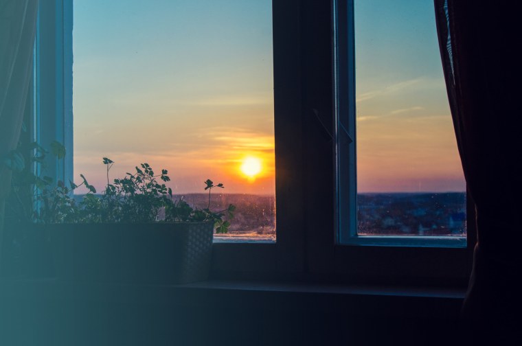 Солнце в окне