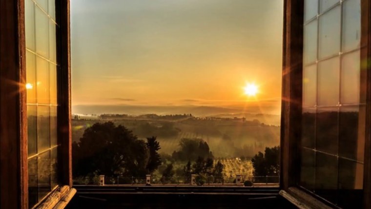 Красивый вид из окна