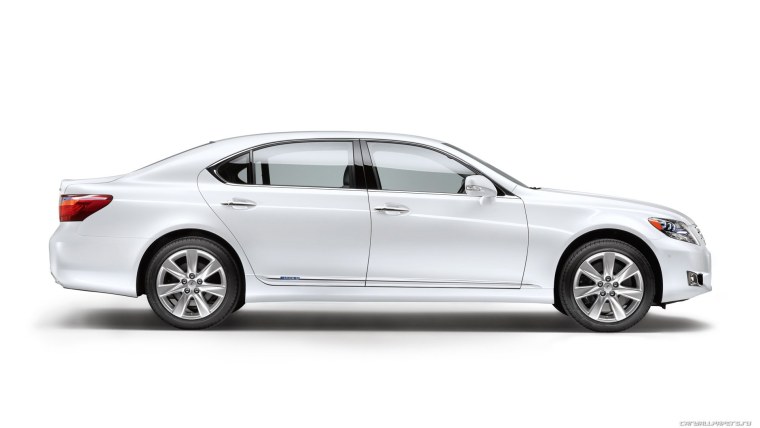 Лексус 600 белый