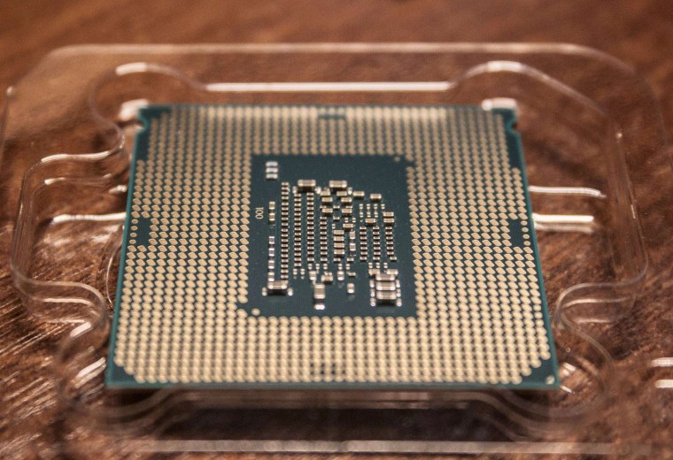 Процессор Intel Core i7 ножки