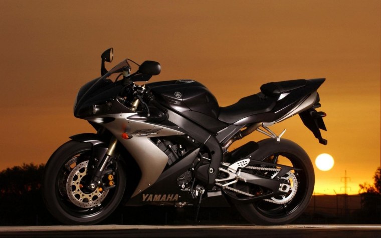 Yamaha r1