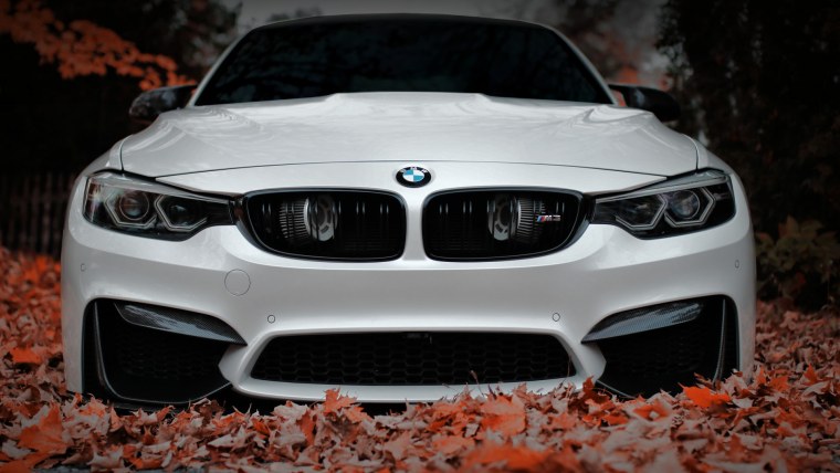 БМВ ф80 белая черная