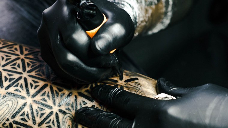 Тату мастер