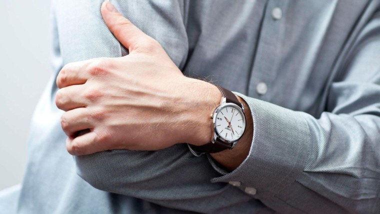 Рука с часами