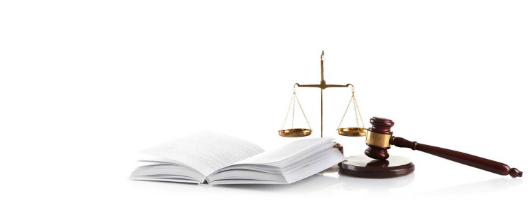 Юриспруденция на белом фоне