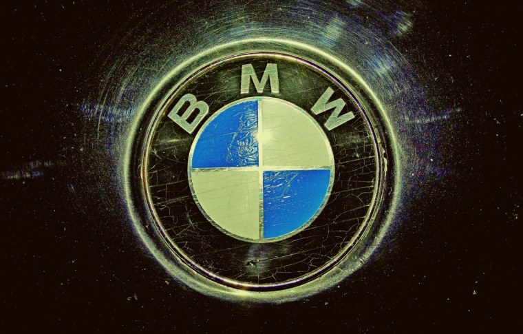 BMW значок