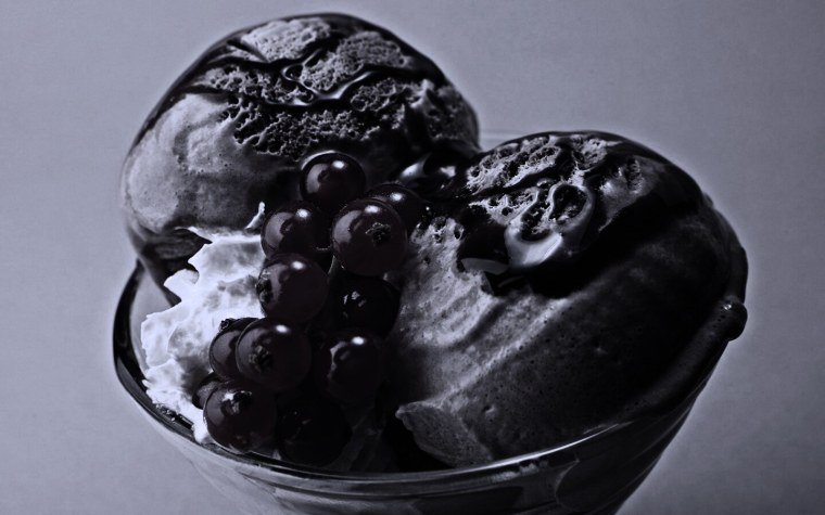 Черное мороженое