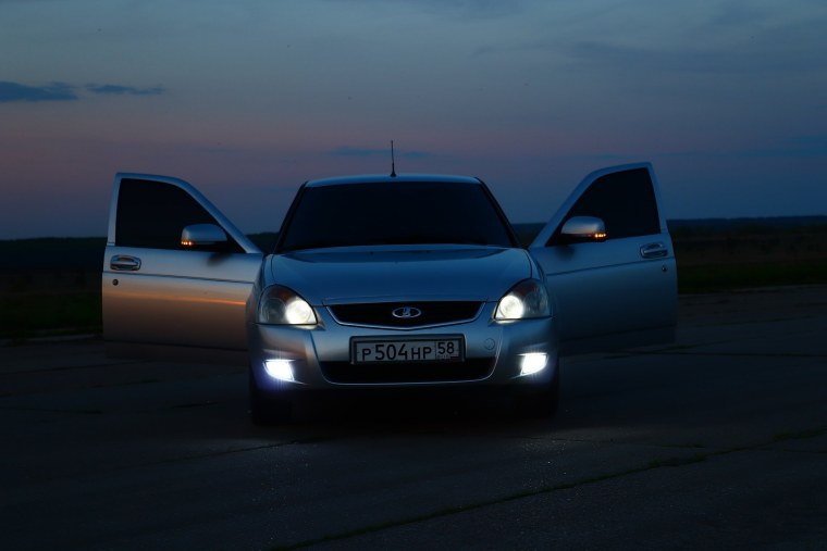 Лада Приора черная