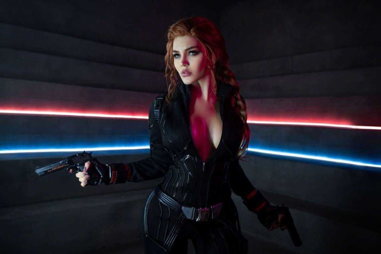 Black Widow Cosplay by Naomi