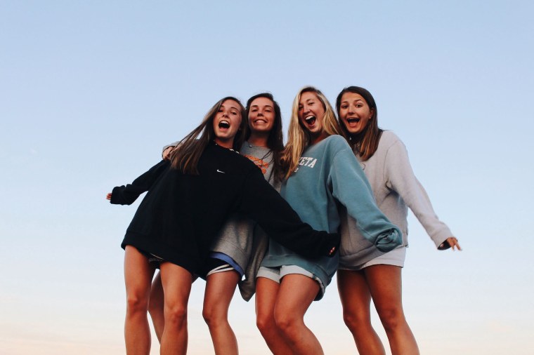 Фотосессии компании подруг