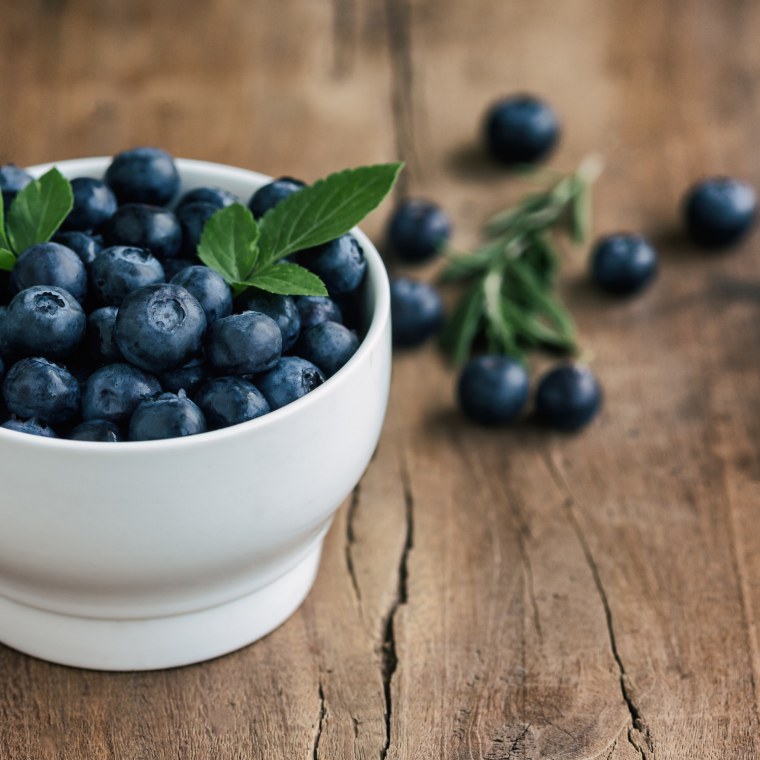 Черника голубика ежевика