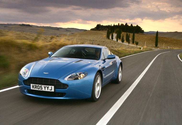 Астон Мартин v8 Vantage