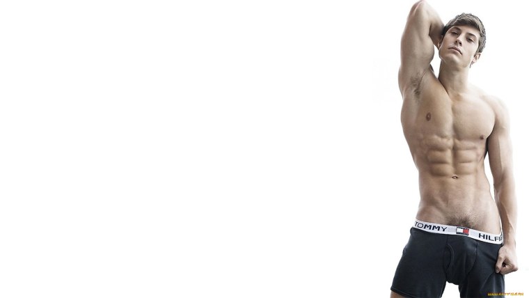 Митчелл Хуг торс