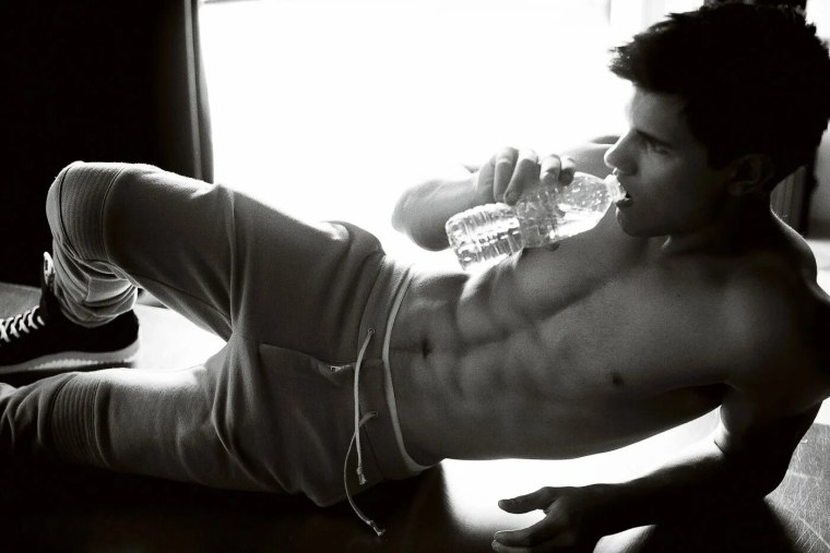 Бодибилдер ангелов Лазар