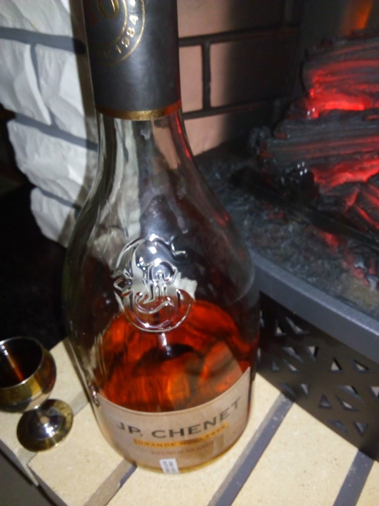 Коньяк в руке