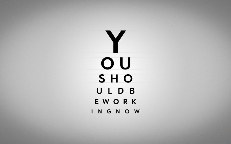 Минималистичный фон с собакой