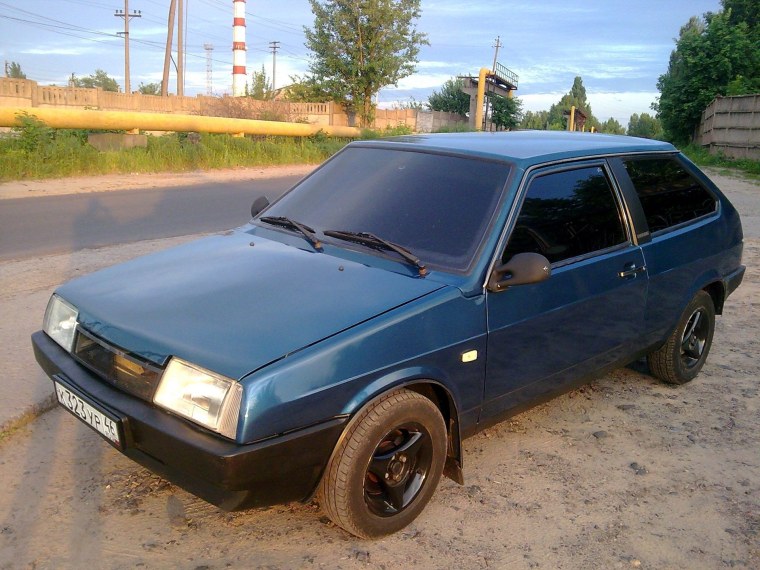ВАЗ 2108 тюнингованная