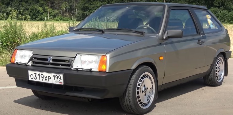 Лада Спутник 2108