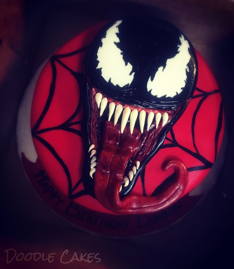 Торт Веном Марвел