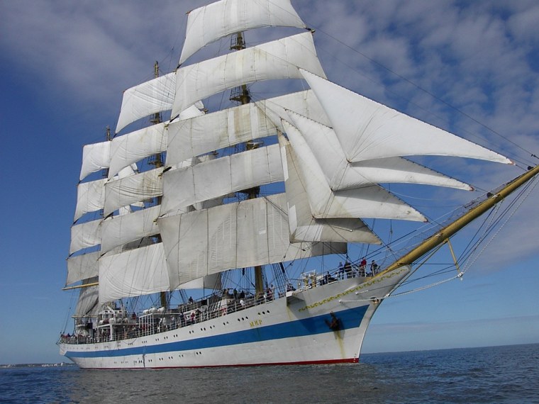 Галиот Алые паруса