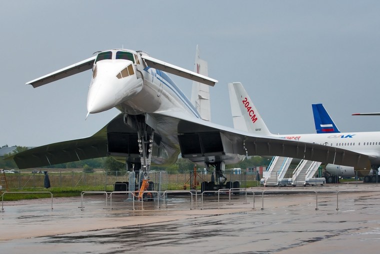 Ту сверхзвуковой пассажирский самолёт ту-144