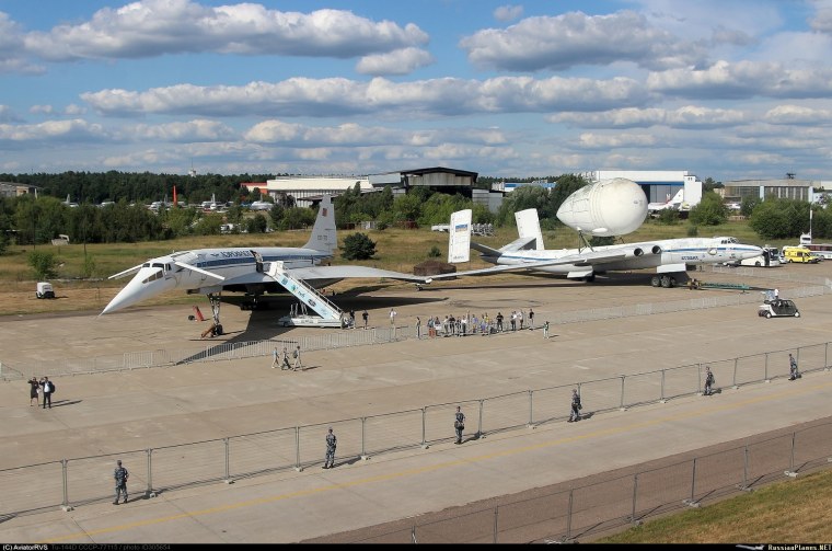 Ту-144 пассажирский самолёт