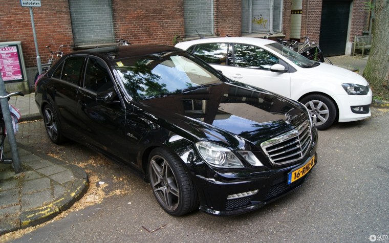 Мерседес w212