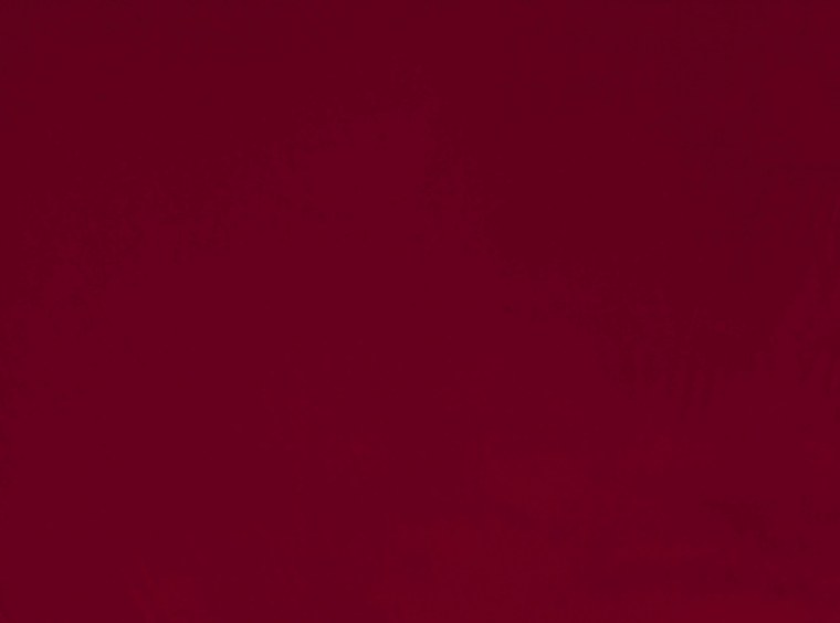 Глубокий красный