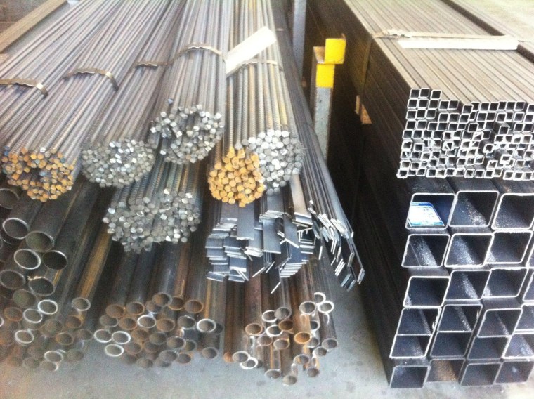 Труба профильная 180х180х8