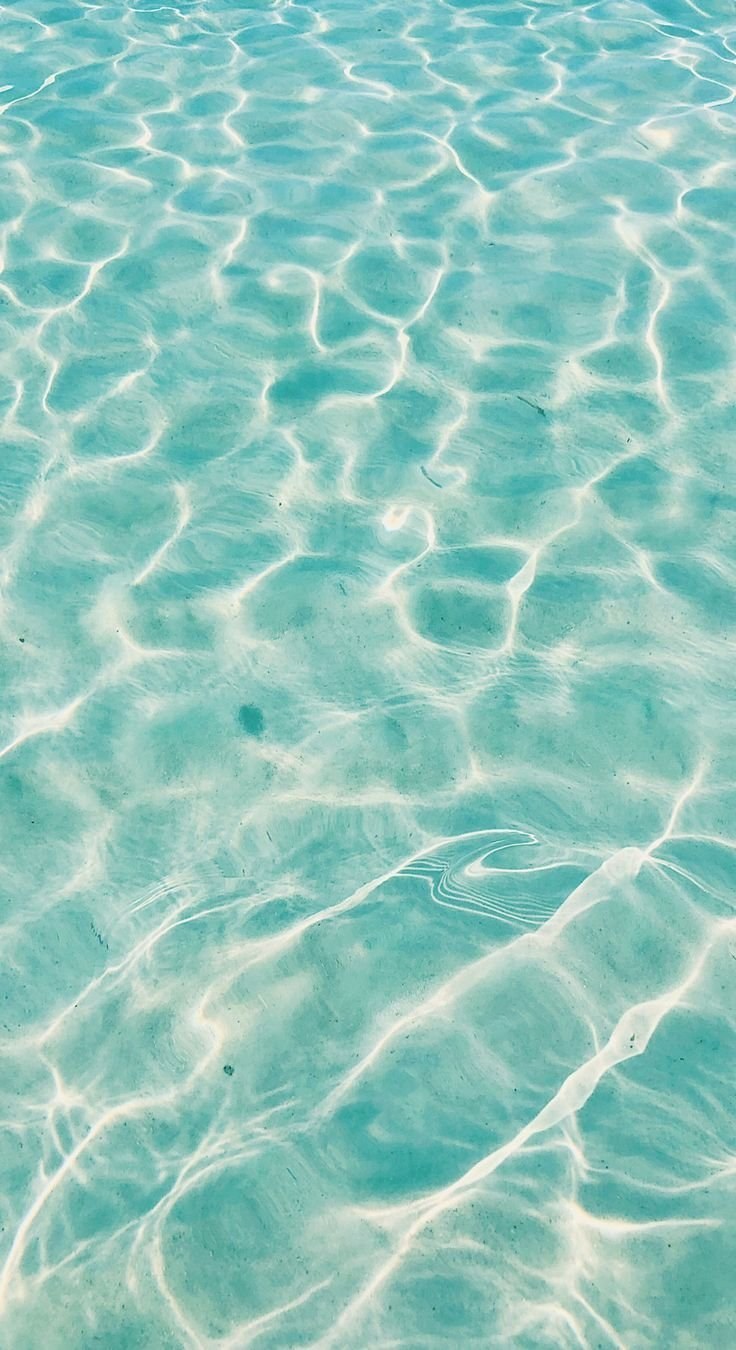 Голубое прозрачное море