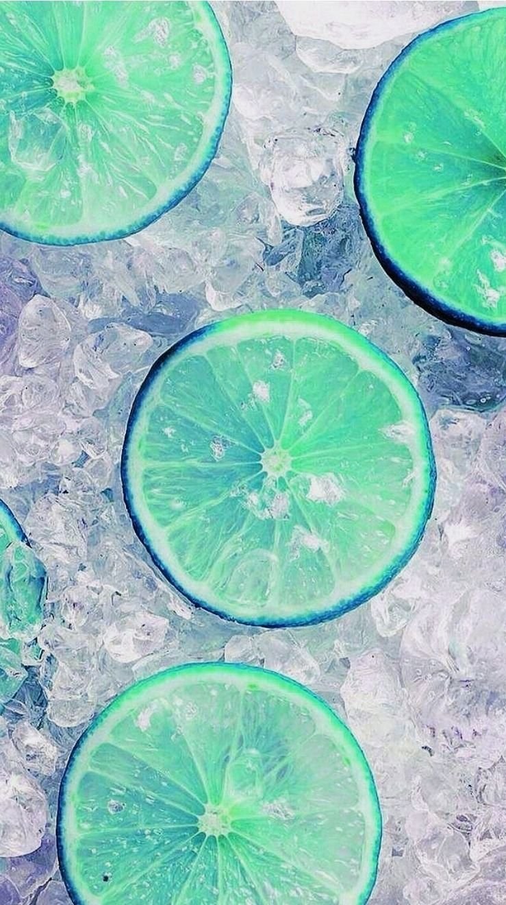 Бирюзовые фрукты