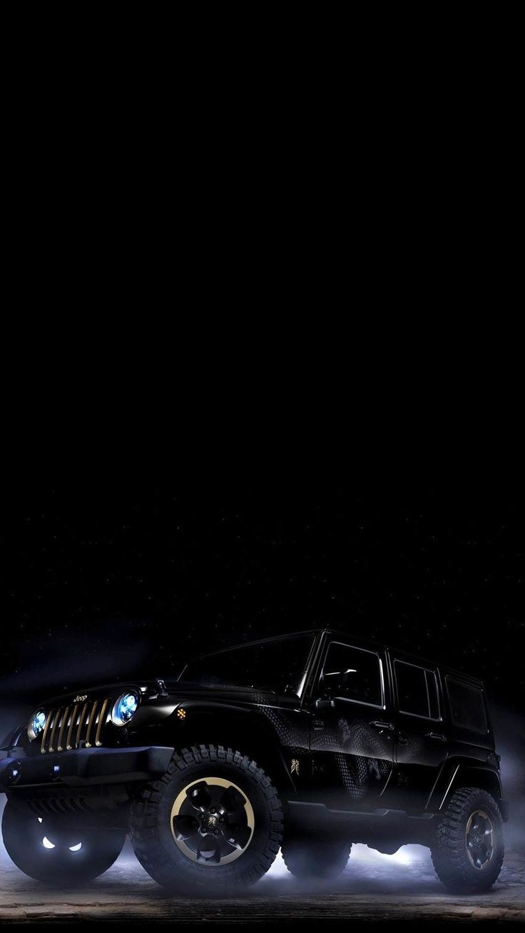 Машина на черном фоне