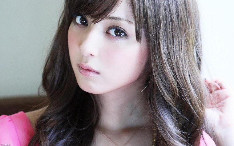 Японская модель Нозоми Сасаки