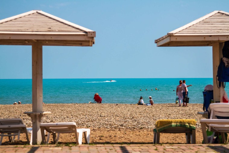 Красивый пляж