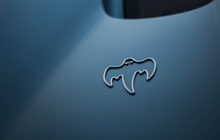 Надпись Koenigsegg