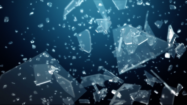 Алмаз на черном фоне