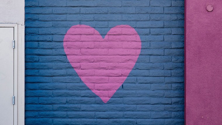 Неоновое разбитое сердце