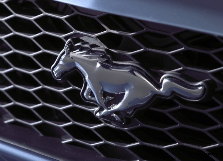 Значок Мустанга