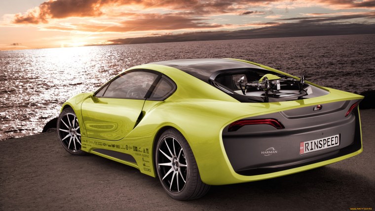 Много машин