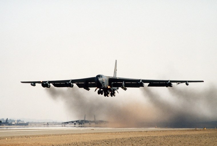 Американский бомбардировщик b 52