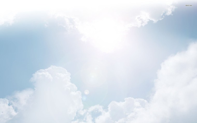 Голубое небо с облаками