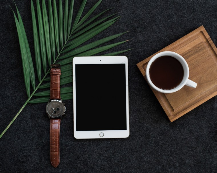 Поверхность стола