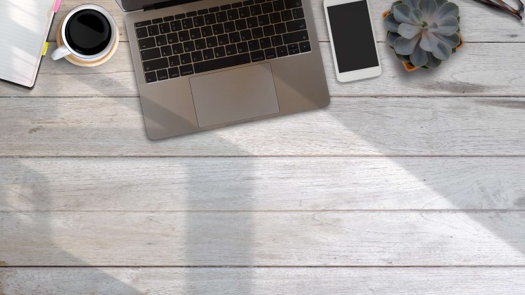 Предметы на столе