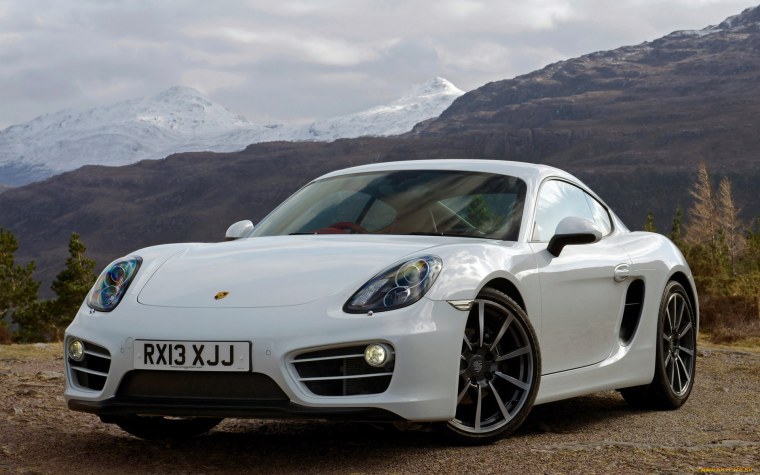 Машина Porsche Cayman