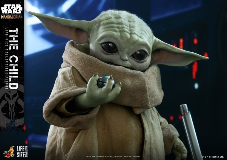 Baby Yoda из сериала Star Wars Mandalorian игрушка