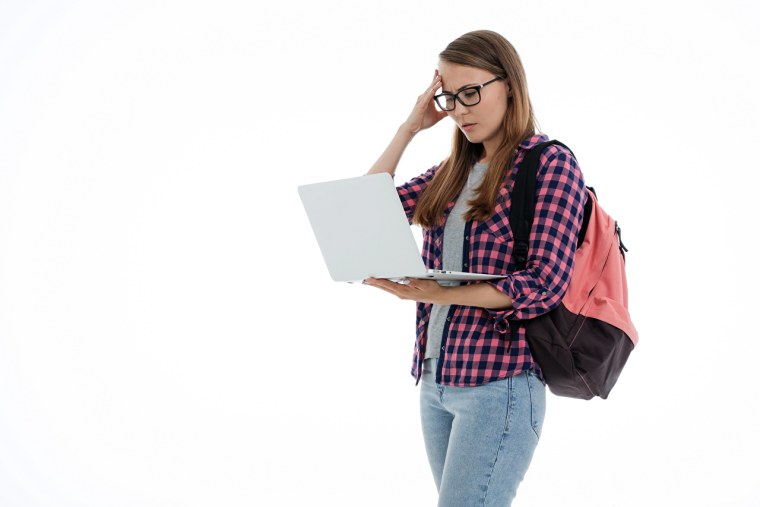 Шапки студентов выпускников