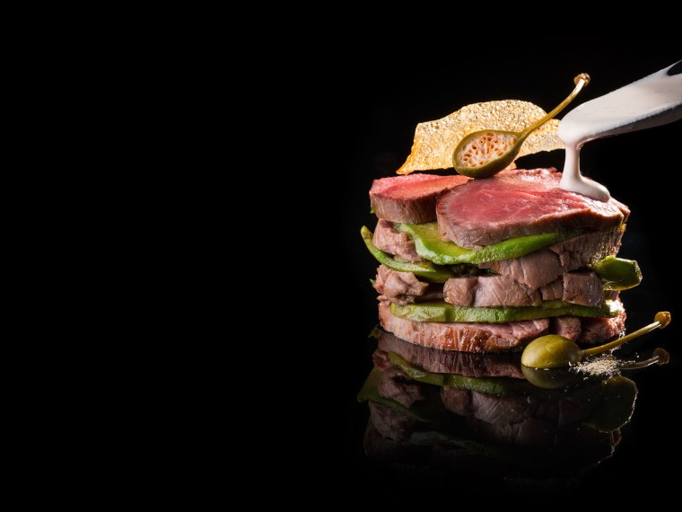 Еда на черном фоне