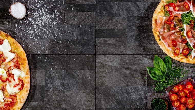 Еда на черном фоне