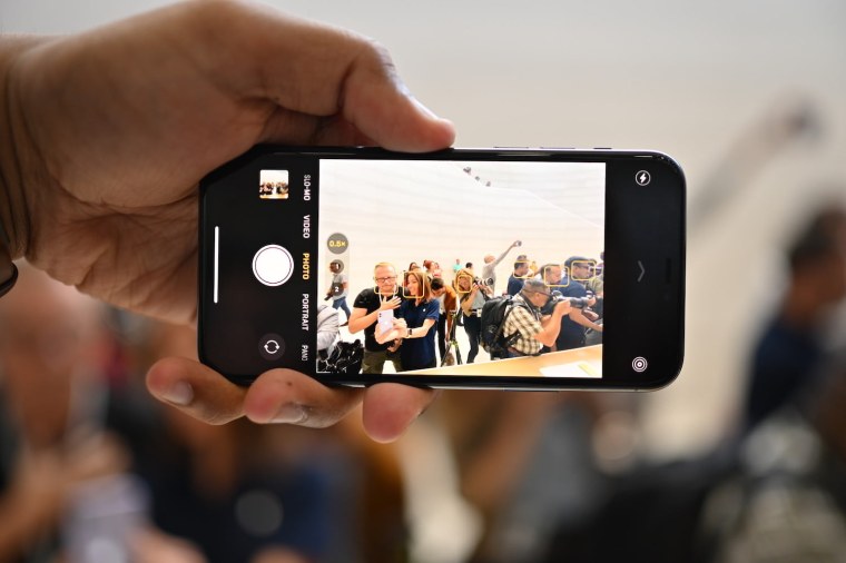 Заставка на айфон оригинальная